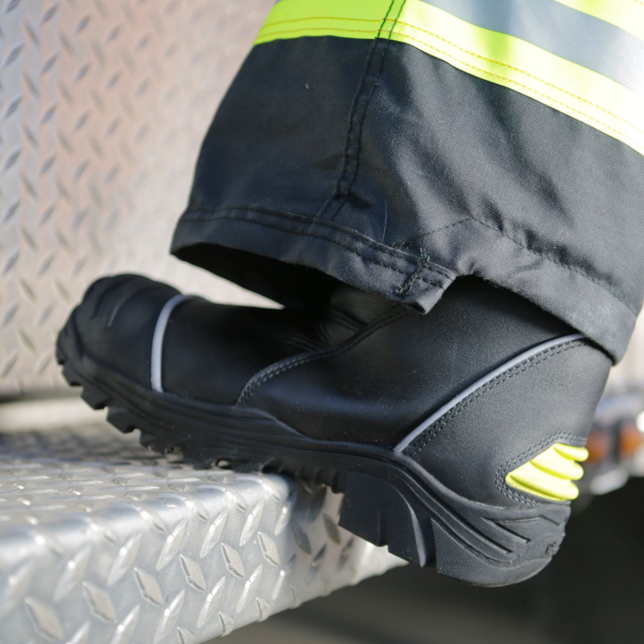 Pro warrington structural outlet firefighting boots