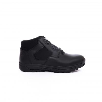 Blauer Clash 4'' Shoe (FW034) | The Fire Center | The Fire Store | Store | Fuego Fire Center | Firefighter Gear | Blauer's Clash 4" shoe is featherweight and offers sneaker like comfort right out of the box. The full grain leather toe and heel can take a military shine for uniform smart looks.